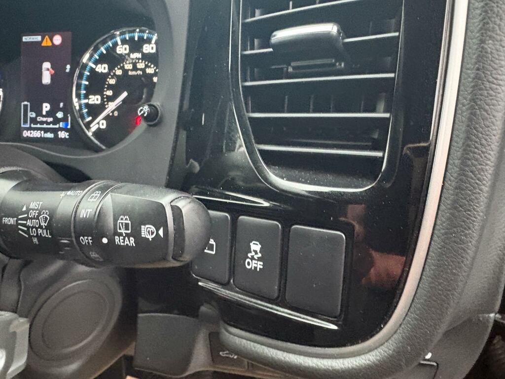 Mitsubishi Outlander 2.0 Mivec Exceed Cvt 4Wd Euro 6 S S Black #44