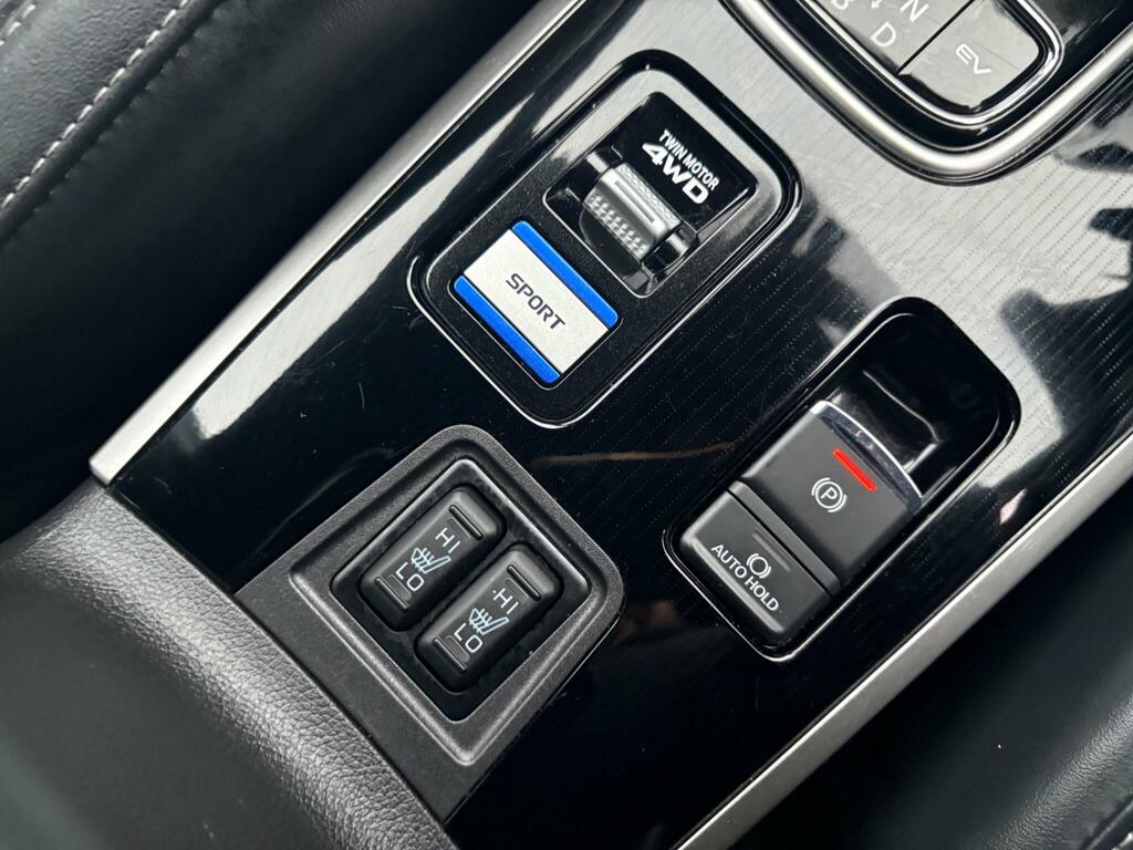 Mitsubishi Outlander 2.0 Mivec Exceed Cvt 4Wd Euro 6 S S Black #38