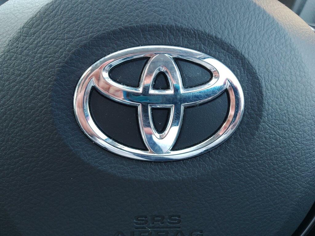 Toyota Yaris 1.5 Vvt-i Icon Tech Red #44
