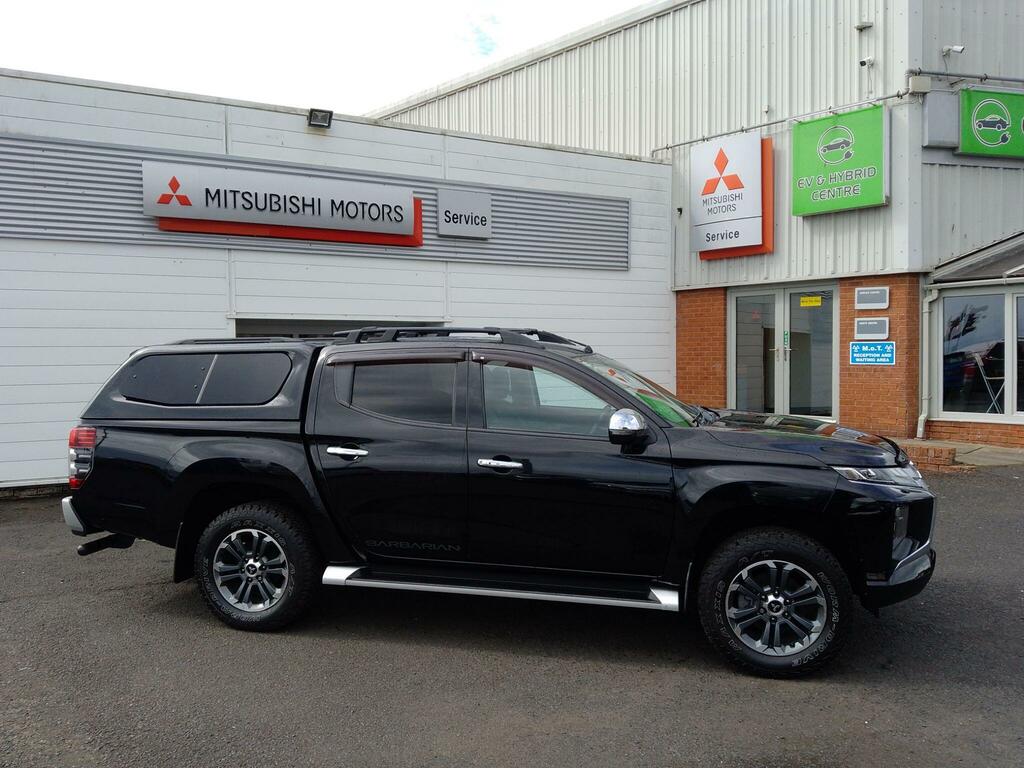 Mitsubishi L200 2.2 Di-d Dc Barbarian 4Wd Euro 6 Ss NJ70EOR Black #2