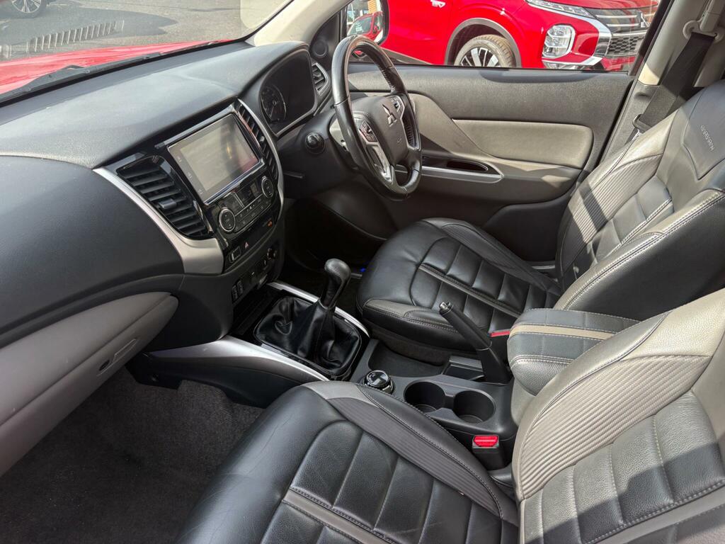 Mitsubishi L200 2.4 Di-d Dc Barbarian 4Wd Euro 6 Red #2