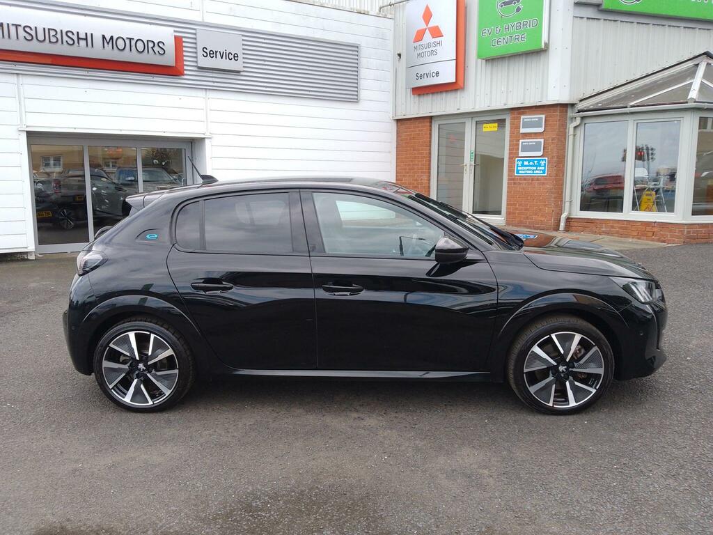 Peugeot e-208 50Kwh Gt 11Kw Charger Black #5