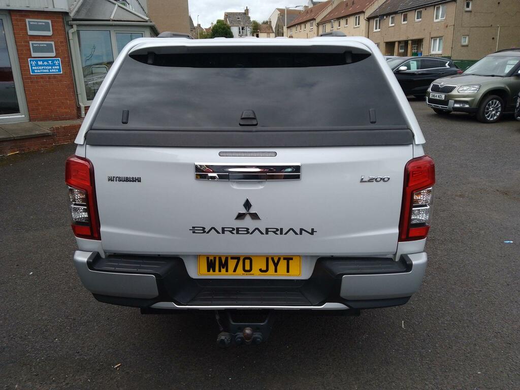 Mitsubishi L200 2.2 Di-d Dc Barbarian 4Wd Euro 6 Ss White #6