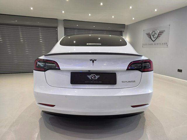 Tesla Model 3 Dual Motor Performance Saloon MW71WFK White #5