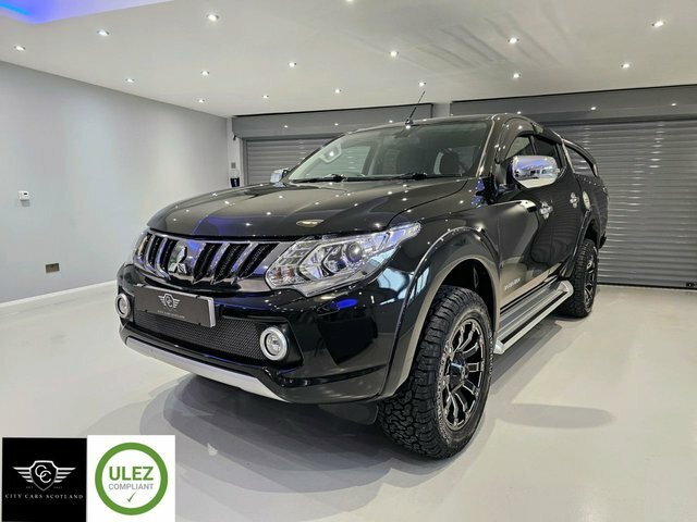 Mitsubishi L200 2.4 Di-d Dc Barbarian Pickup Double Cab Black