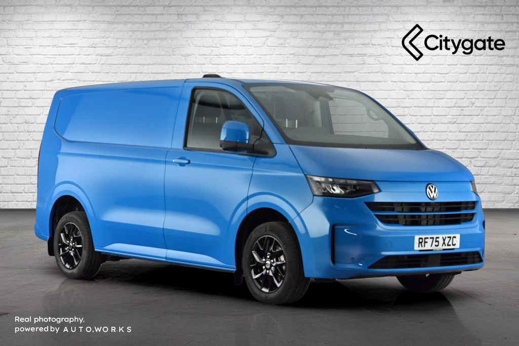 Volkswagen Transporter T32 Panel Van Commerce Pro Swb 150 Ps 2.0 Tdi 8Sp Blue