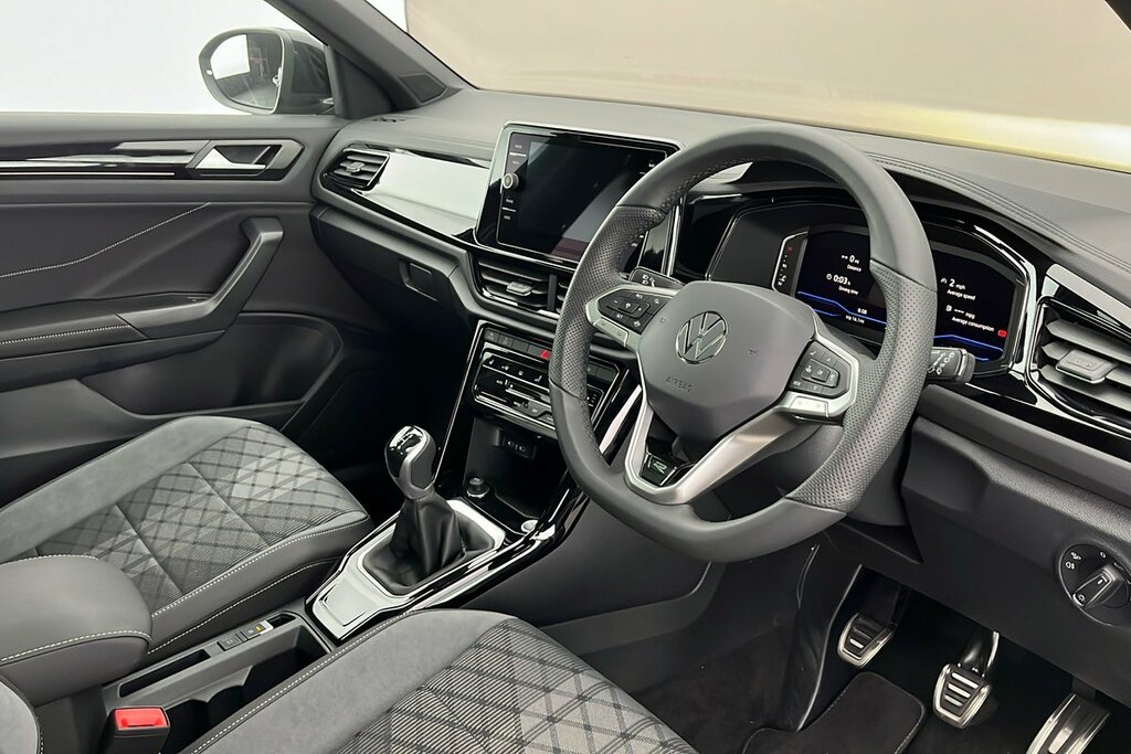Volkswagen T-Roc Black Edition Plus 1.5 Tsi 150Ps 6-Speed 5 DA75FWM Black #6