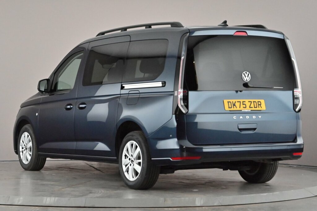Volkswagen Caddy Maxi Life C20 Caddy Life Maxi 122 Ps 2.0 Tdi 7Sp Dsg Blue #3