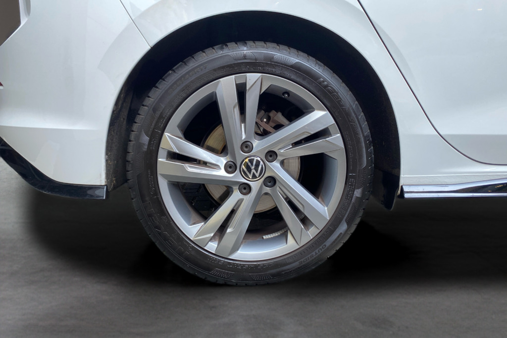 Volkswagen Golf 8 R-line 1.5 Tsi 130Ps 6-Speed KN72OSJ White #5