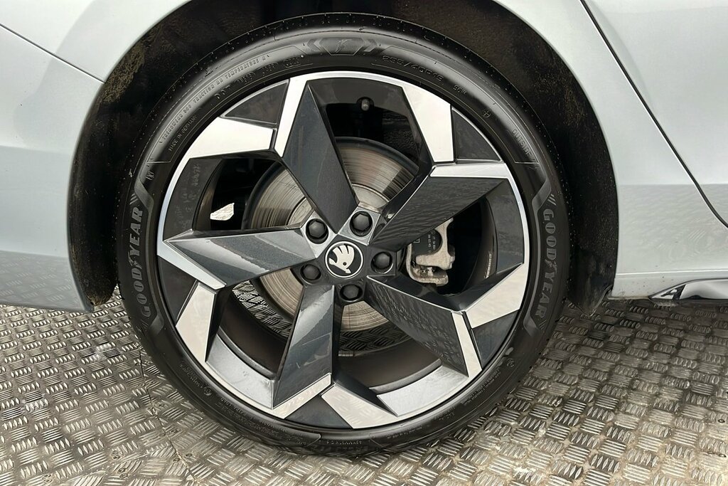 Skoda Superb Sportline 2.0 Tsi 204 Ps Dsg KS75COU Silver #5