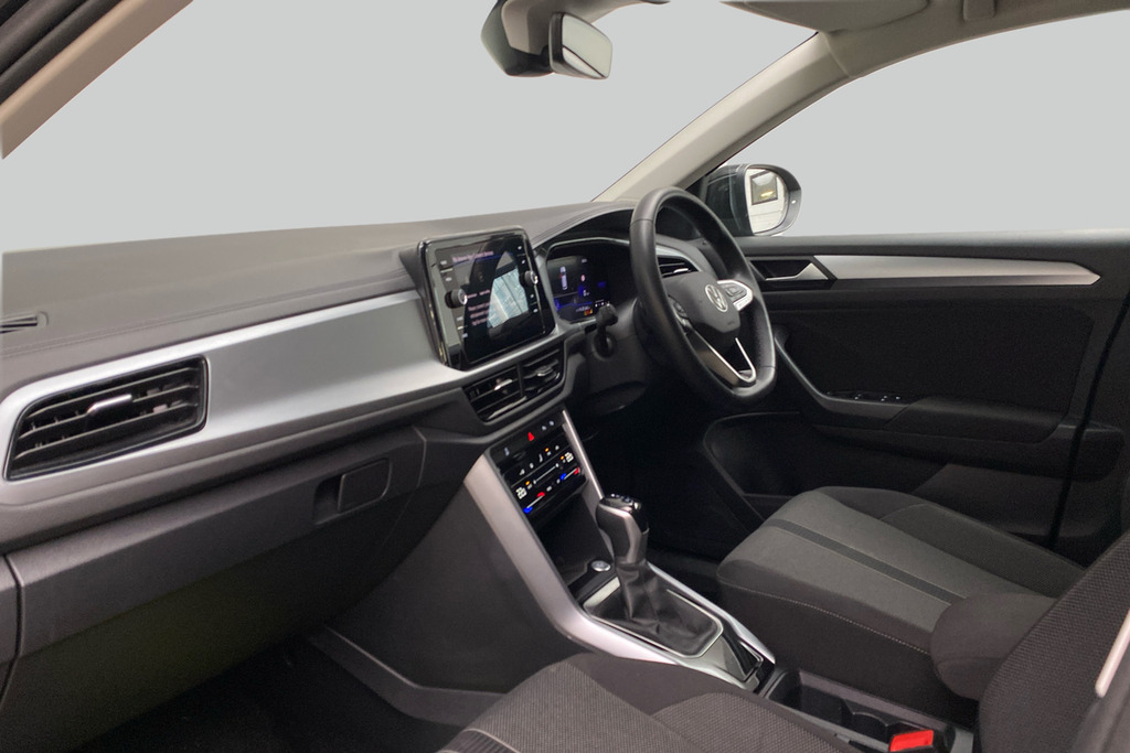 Volkswagen T-Roc Match 1.5 Tsi 150Ps 7-Speed Dsg GL75HLP Black #2
