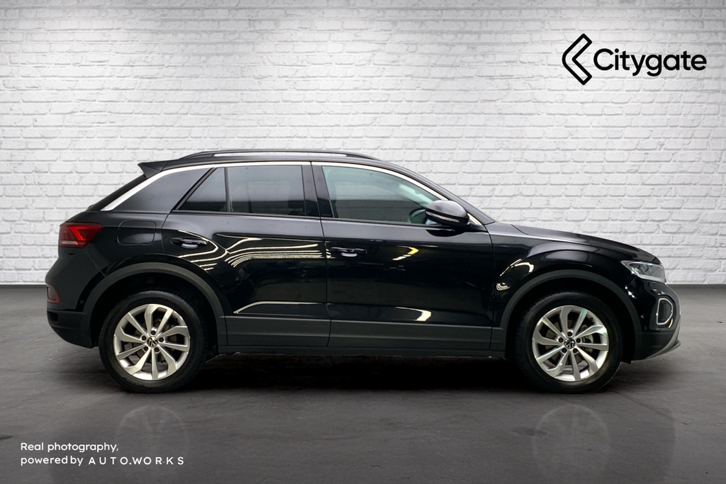 Volkswagen T-Roc Match 1.5 Tsi 150Ps 6-Speed GL75JGY Black #4