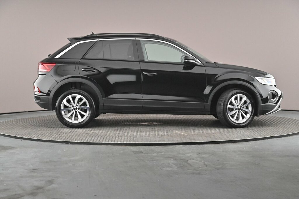 Volkswagen T-Roc Match 1.5 Tsi 150Ps 6-Speed GL75HHZ Black #4