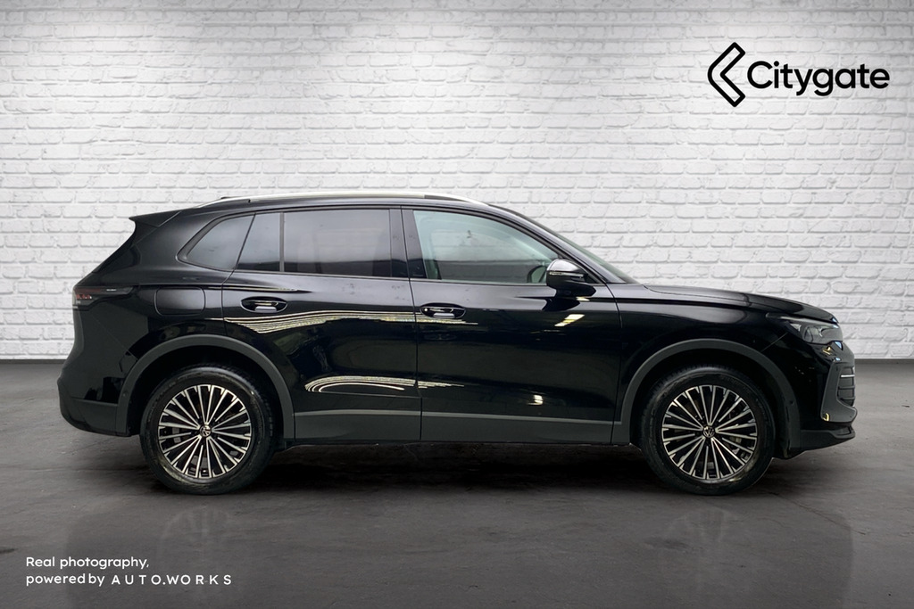 Volkswagen Tiguan Match 1.5 Tsi Ehybrid 204 Ps 6-Speed Dsg KP75FUG Black #4
