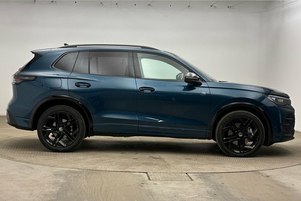 Volkswagen Tiguan R-line 2.0 Tdi 150 Ps 7-Speed Dsg Blue #4
