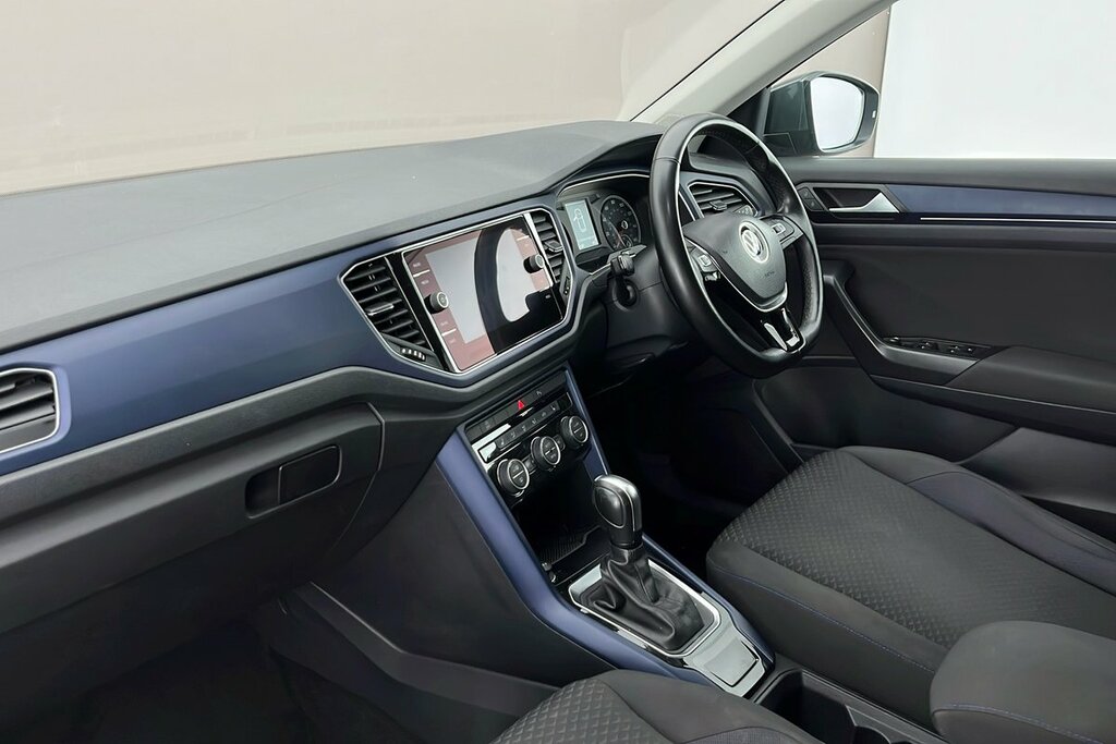 Volkswagen T-Roc United 1.5 Tsi 150Ps Evo 7-Speed Dsg Grey #2