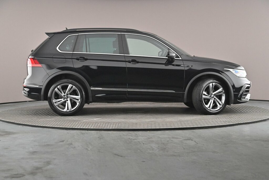 Volkswagen Tiguan R-line Edition 1.5 Tsi 150Ps 7-Speed Dsg Black #4
