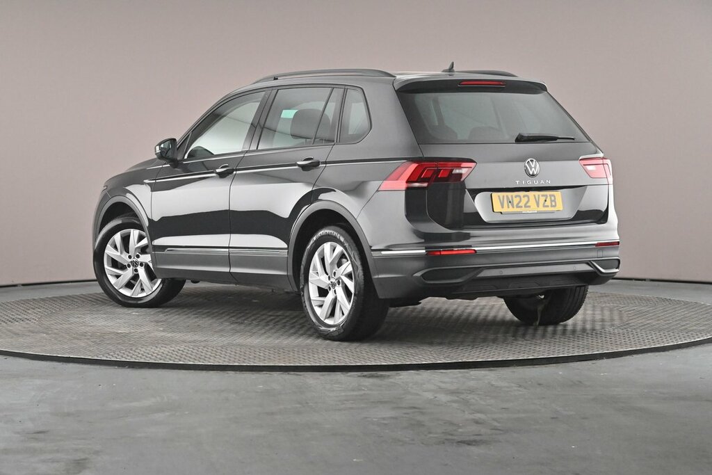 Volkswagen Tiguan Life 1.5 Tsi 150Ps 7-Speed Dsg Grey #3