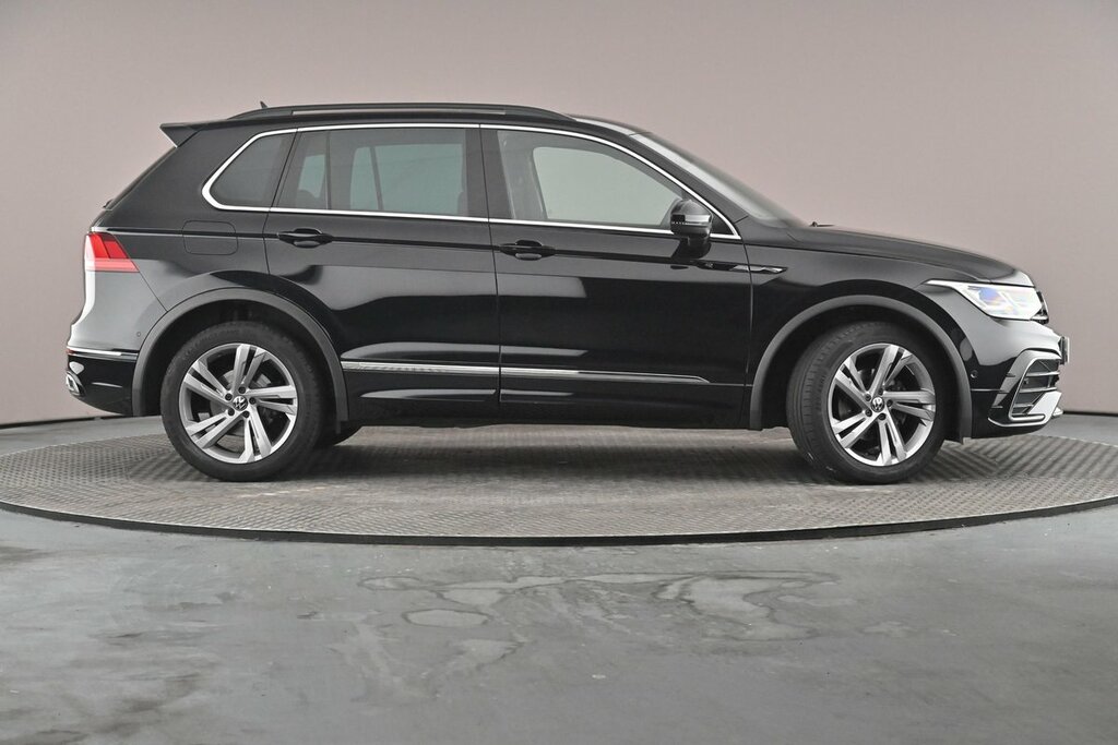 Volkswagen Tiguan R-line Edition 1.5 Tsi 150Ps 7-Speed Dsg Black #4
