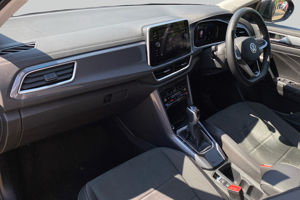Volkswagen T-Roc Style 2.0 Tdi 150Ps 7-Speed Dsg Black #2
