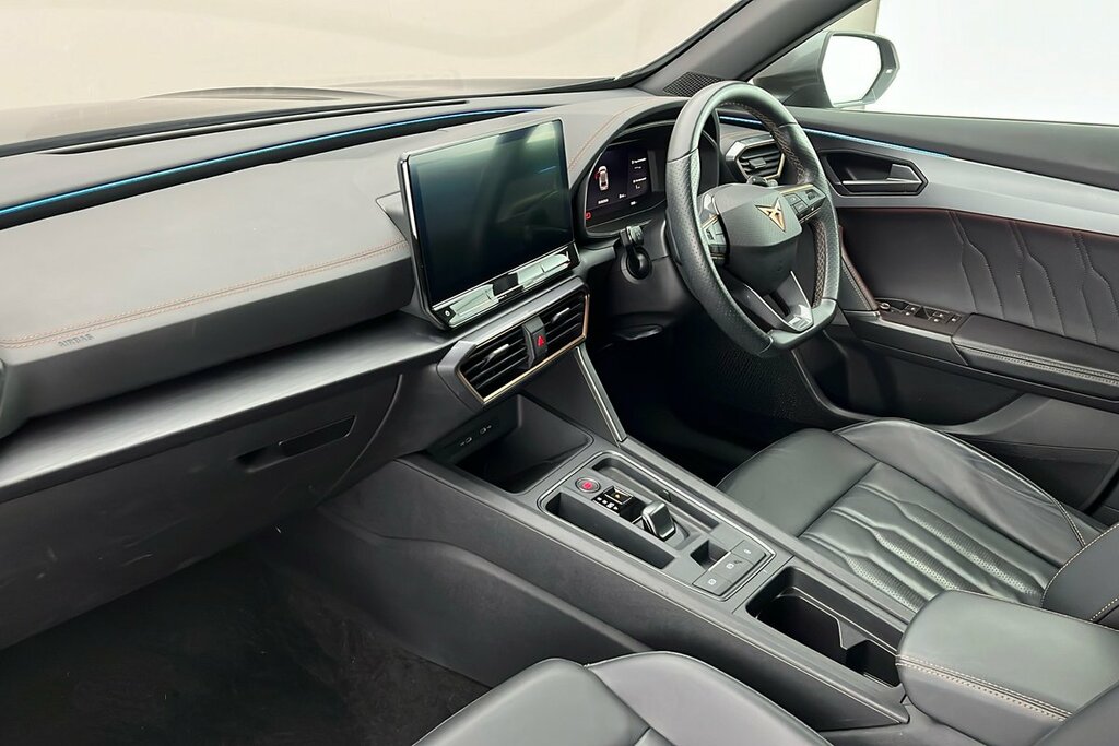 Cupra Formentor V2 Tsi 150 7-Speed Black #2