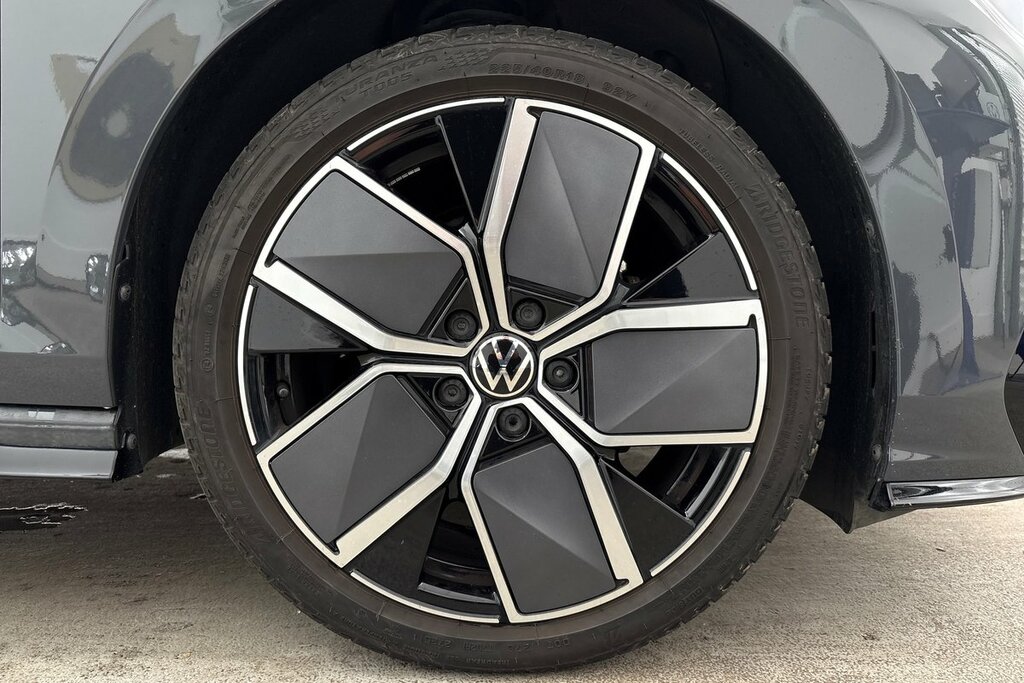 Volkswagen Golf Hatch R-line 1.5 Tsi 150 Ps 6-Speed Grey #5