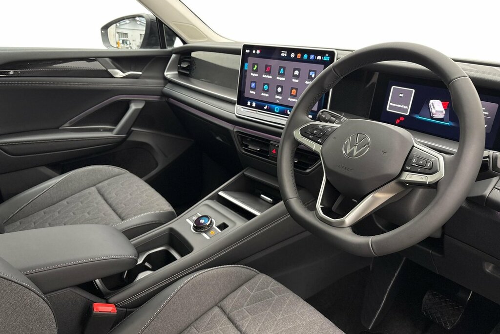 Volkswagen Tayron Match 1.5 Etsi 150 Ps 7-Speed Dsg Black #6