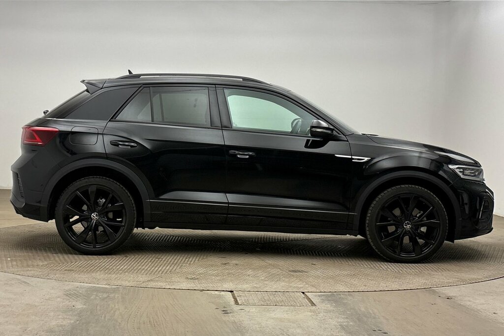 Volkswagen T-Roc Black Edition Plus 1.5 Tsi 150Ps 6-Speed 5 Black #4