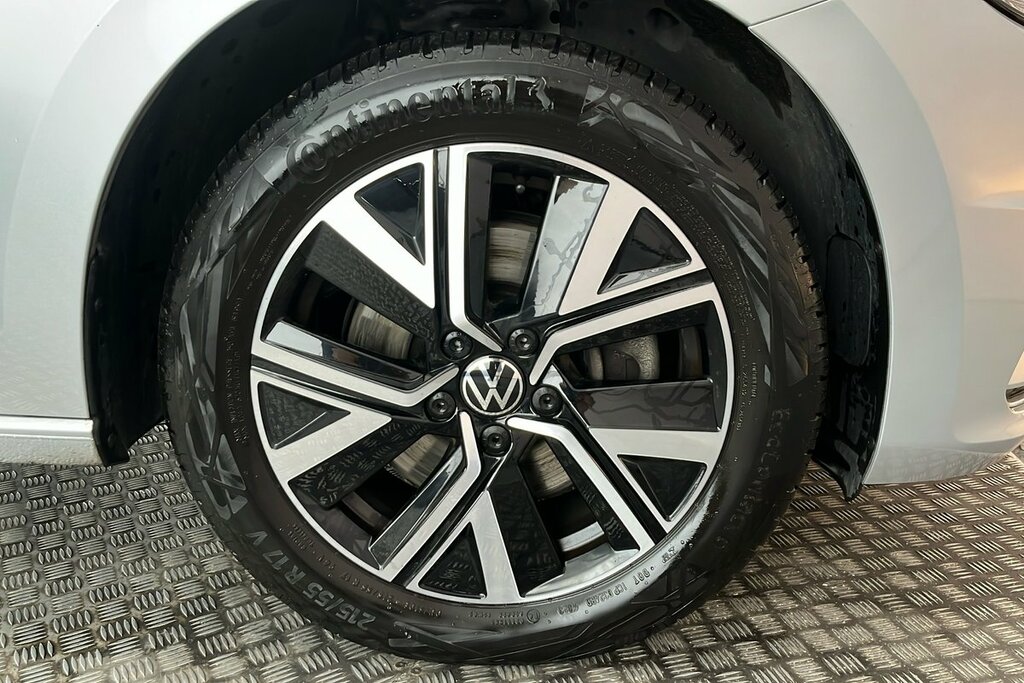 Volkswagen Touran Sel 1.5 Tsi 150Ps 7-Speed Dsg Silver #5