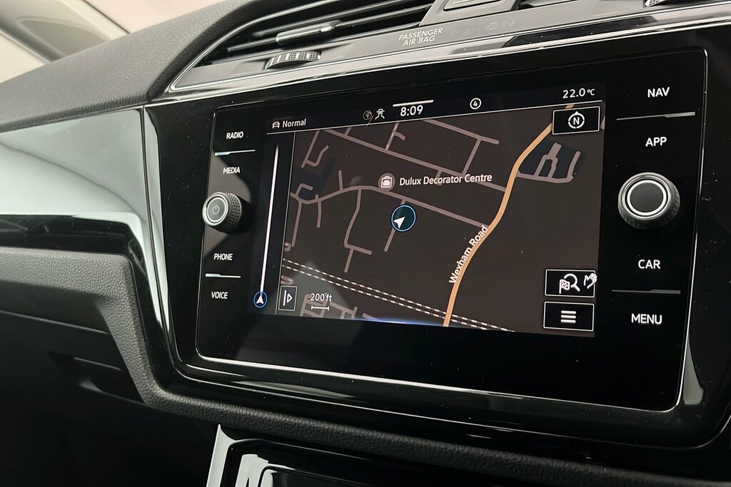 Volkswagen Touran Se Black #15