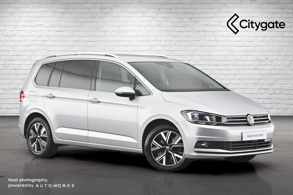 Volkswagen Touran Sel 1.5 Tsi 150Ps 7-Speed Dsg Silver