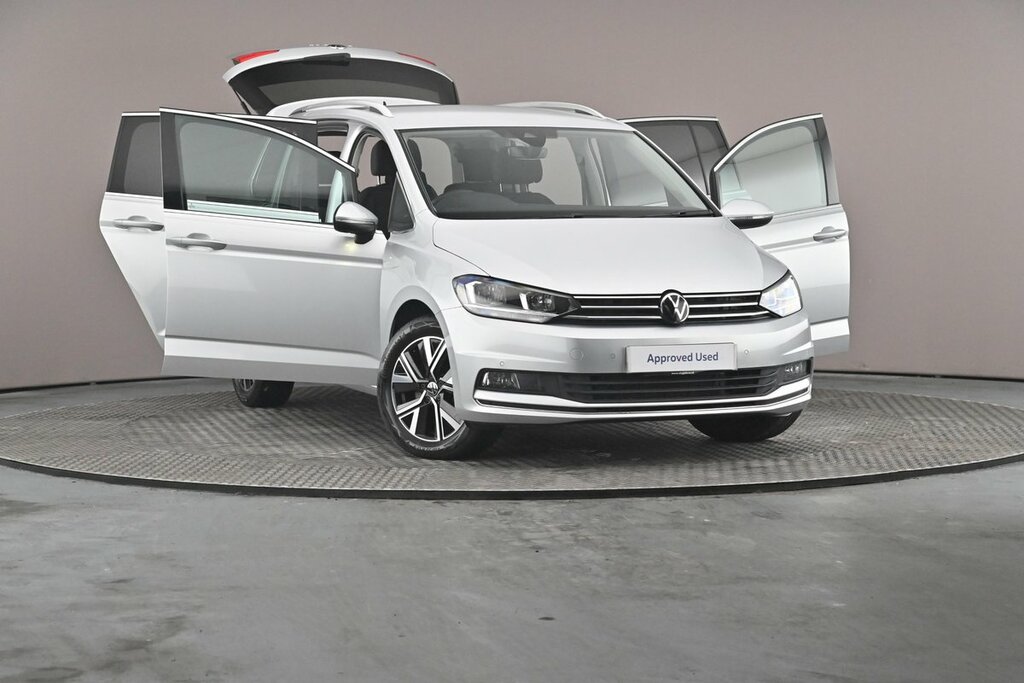 Volkswagen Touran Se Black #44
