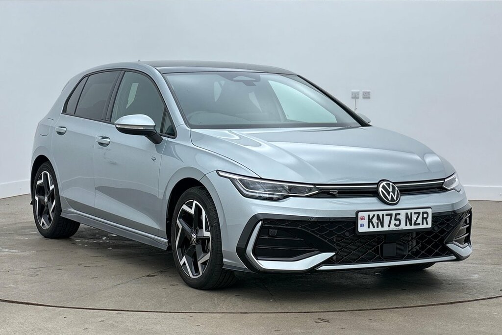 Volkswagen Golf Hatch R-line 1.5 Tsi 150 Ps 6-Speed Silver
