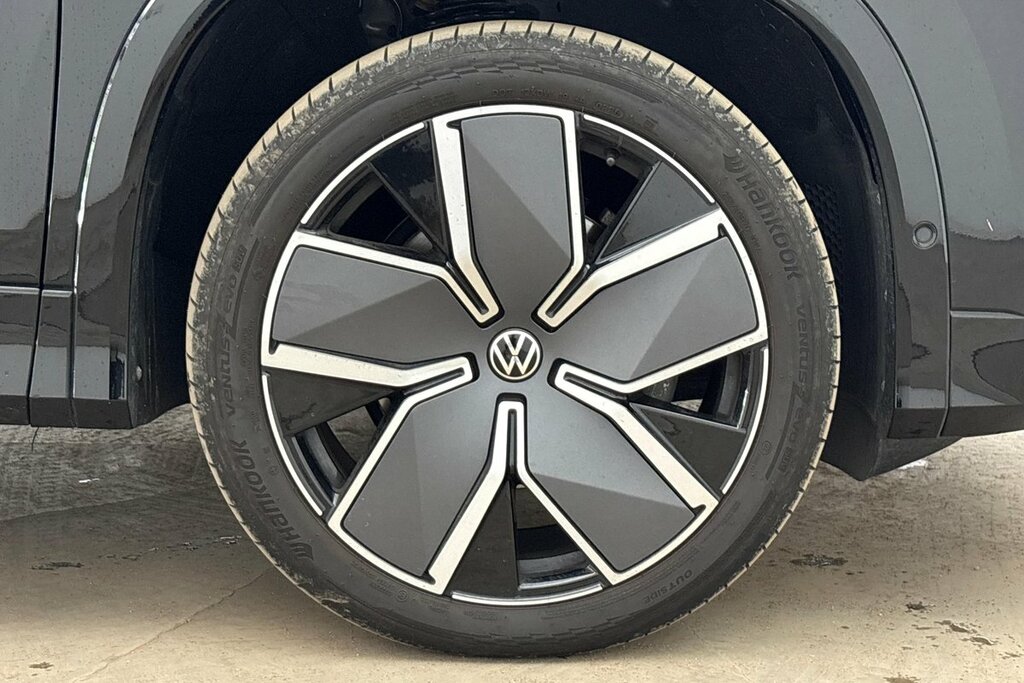 Volkswagen Tayron R-line 2.0 Tdi 150 Ps 7-Speed Dsg Black #5