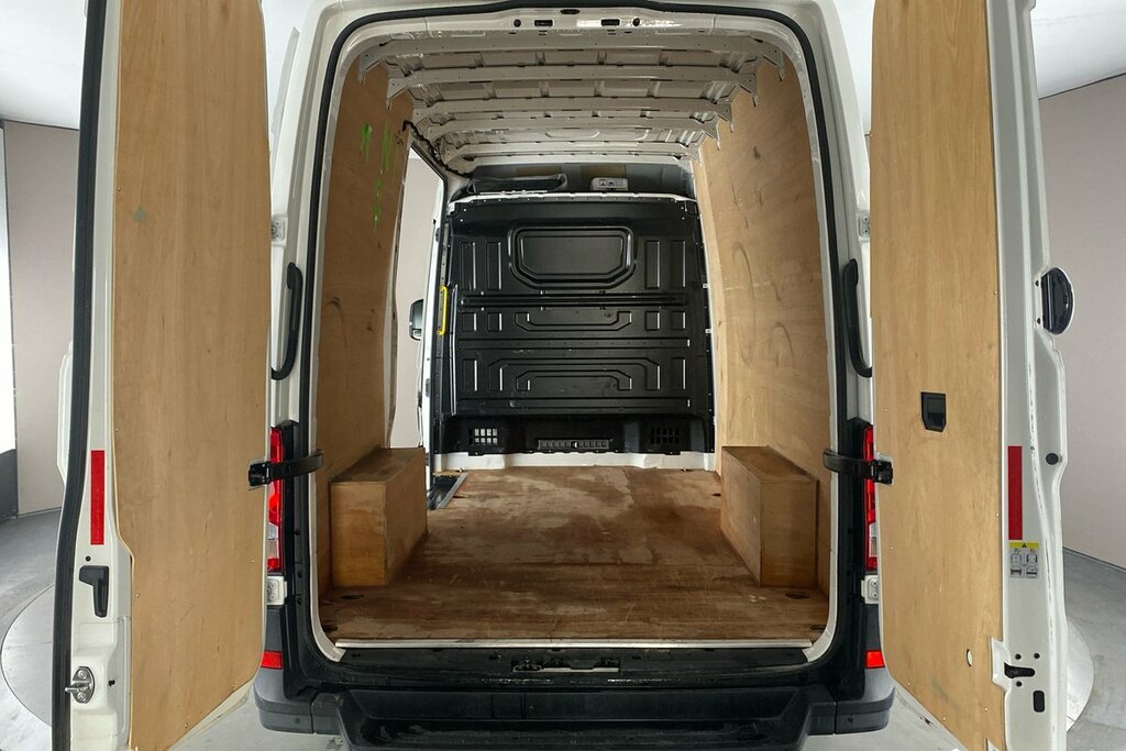 Volkswagen Crafter 2.0Tdi 177Ps Cr35 Mwb Commerce Plus Roof Grey #10