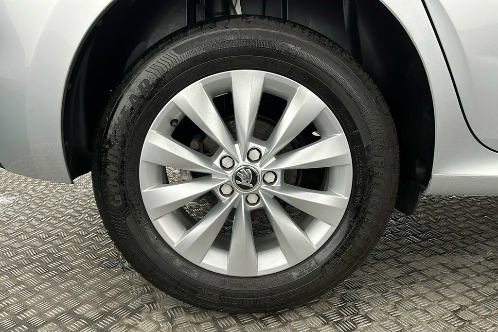 Skoda Kamiq S 1.0 Tsi 95 Ps 5G Man Silver #5