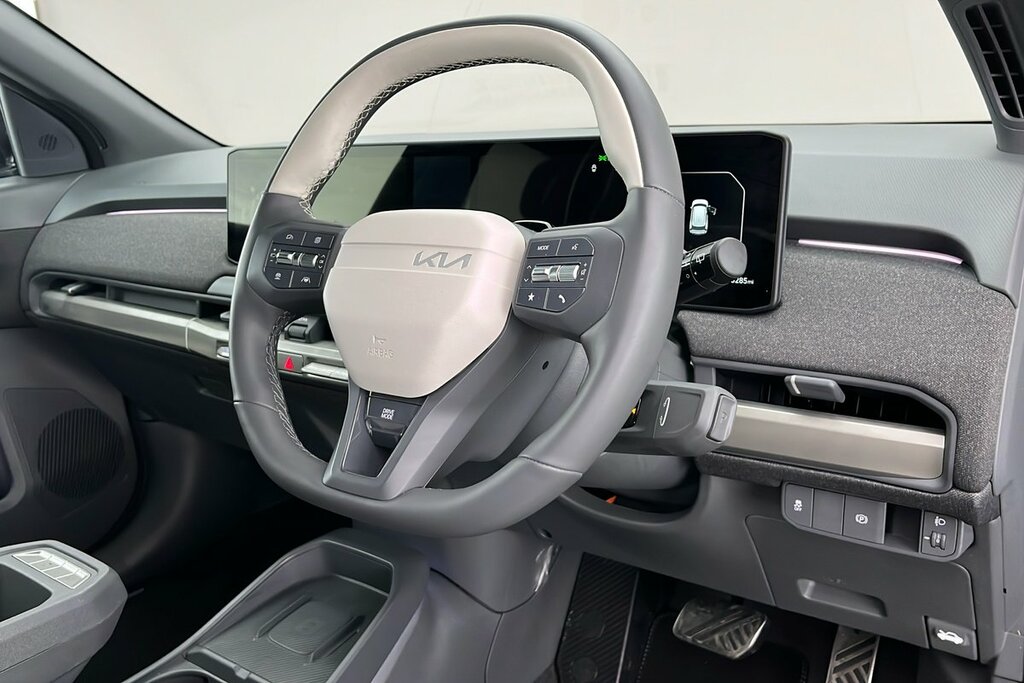 Kia EV3 81.4Kwh Gt-line Suv 201 Bhp Black #6