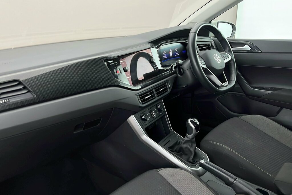 Volkswagen Polo Life 1.0 80Ps 5-Speed Grey #2