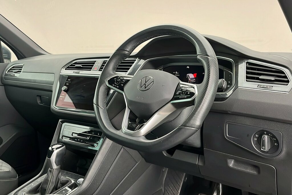 Volkswagen Tiguan R-line 1.5 Tsi 150Ps 7-Speed Dsg Grey #6