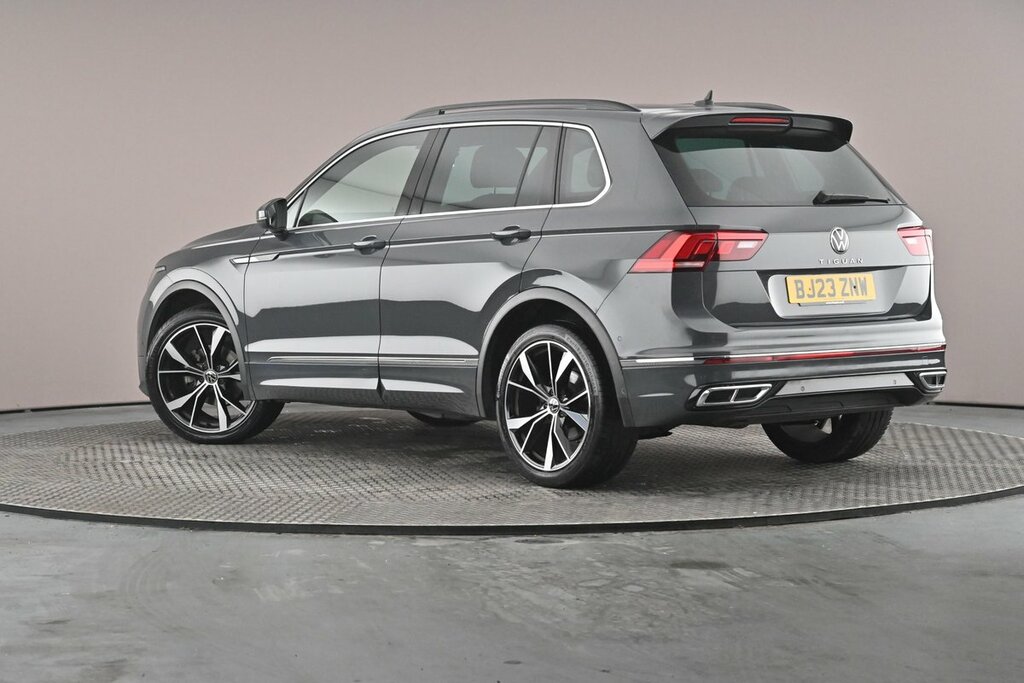 Volkswagen Tiguan R-line 1.5 Tsi 150Ps 7-Speed Dsg Grey #3
