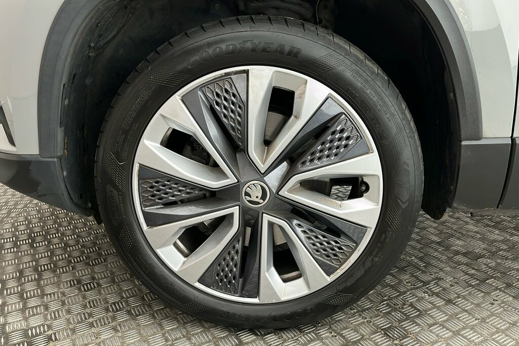 Skoda Karoq Se L 1.5 Tsi 150 Ps 6G Man Grey #5