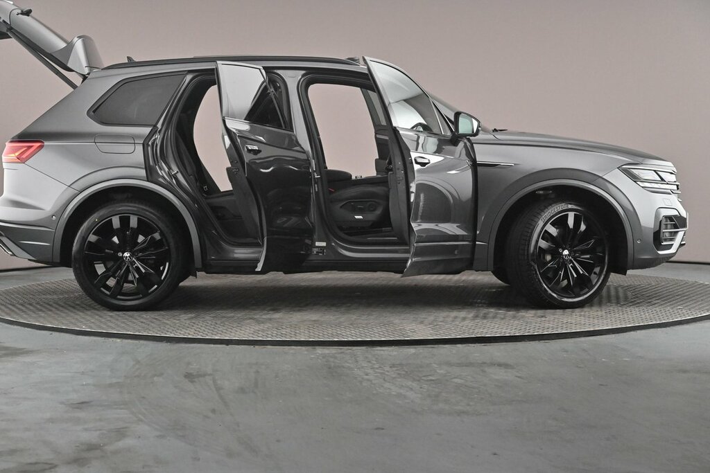 Volkswagen Touareg Elegance Black #52