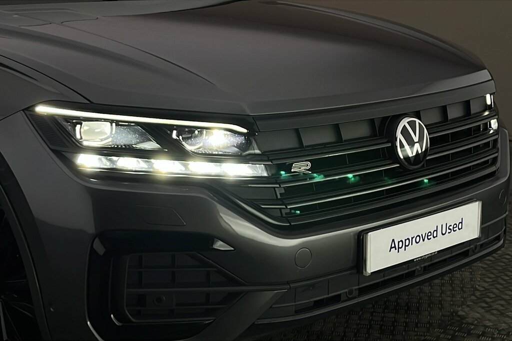 Volkswagen Touareg Elegance Black #33