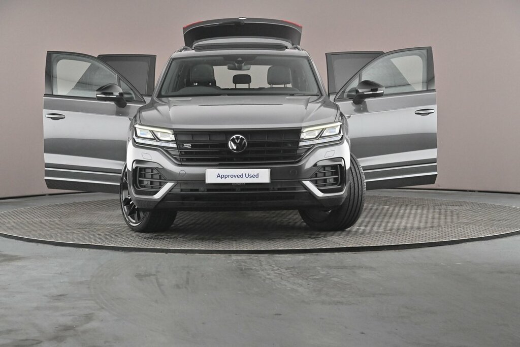 Volkswagen Touareg Elegance Black #44