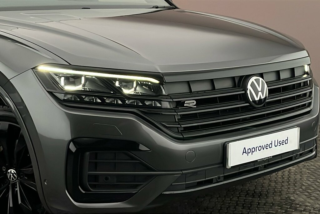 Volkswagen Touareg Elegance Black #32