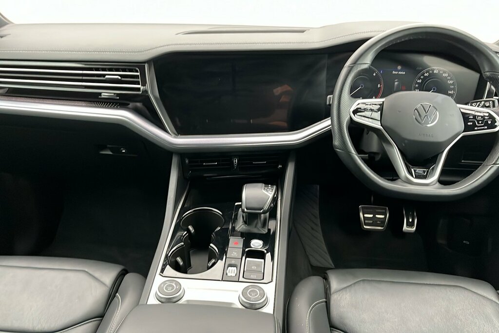Volkswagen Touareg Elegance Black #8