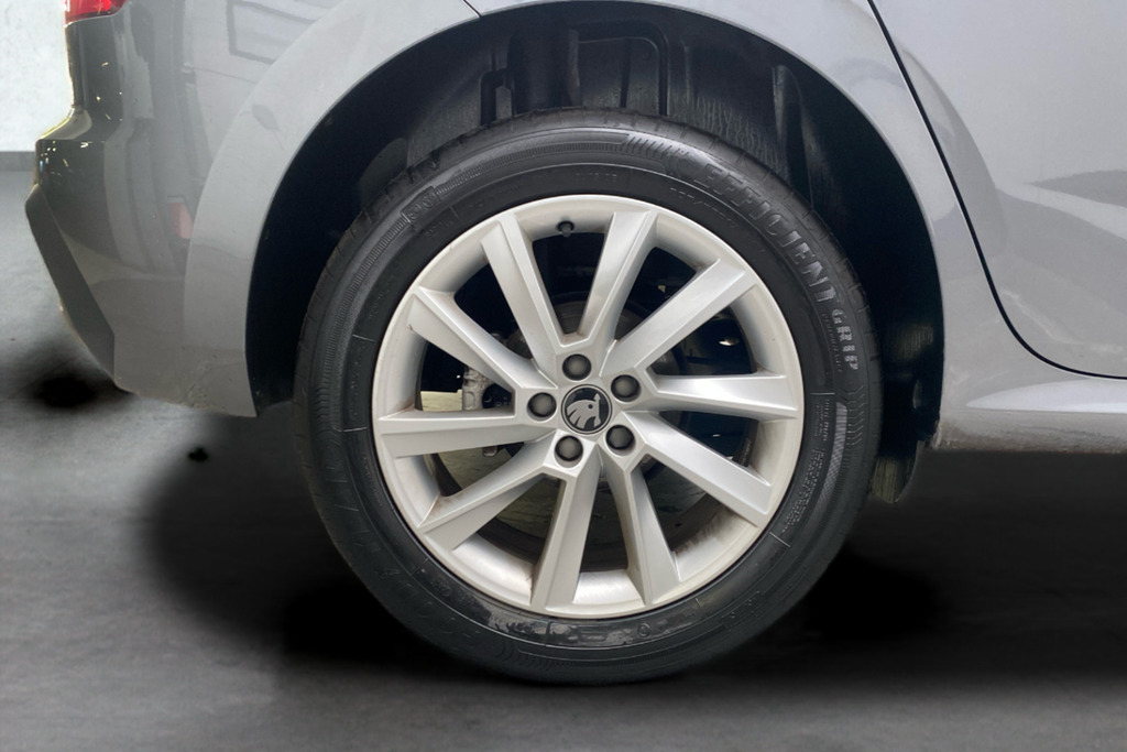 Skoda Kamiq Se Edition 1.0 Tsi 116 Ps Dsg Grey #5