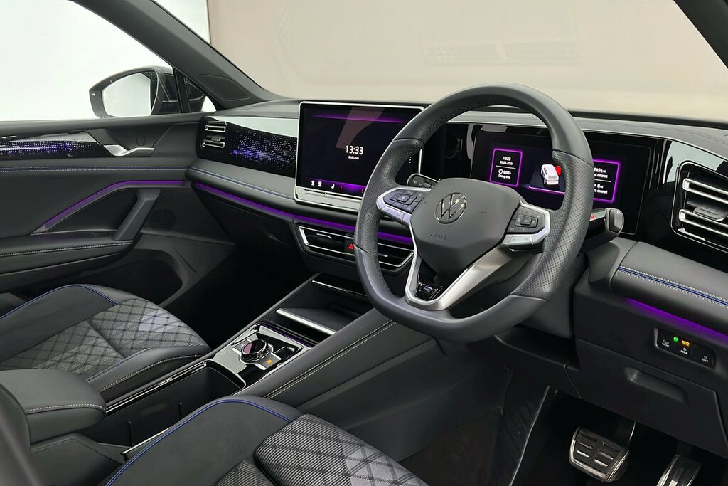 Volkswagen Tiguan R-line 1.5 Etsi 150 Ps 7-Speed Dsg Black #6