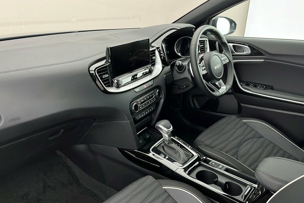 Kia Xceed 1.0 T-gdi Mhev Gt-line Suv Hybrid Dct E Grey #2