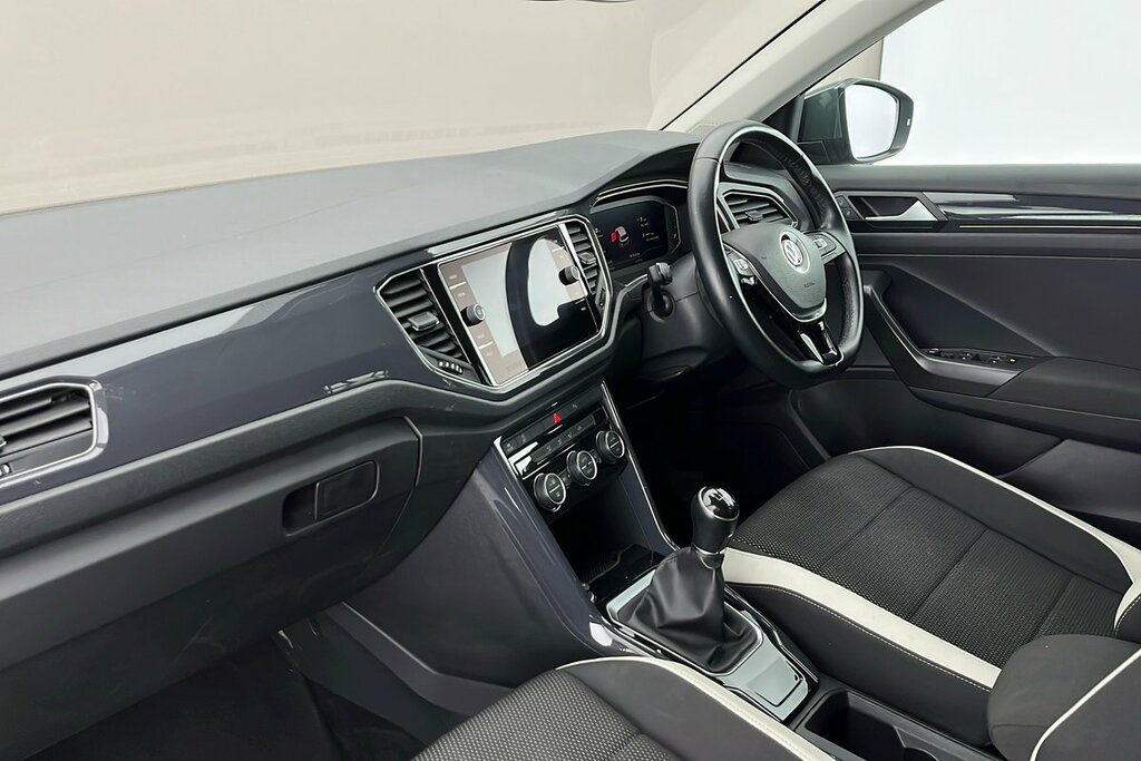 Volkswagen T-Roc Sel 1.5 Tsi 150Ps Evo 6-Speed Grey #2